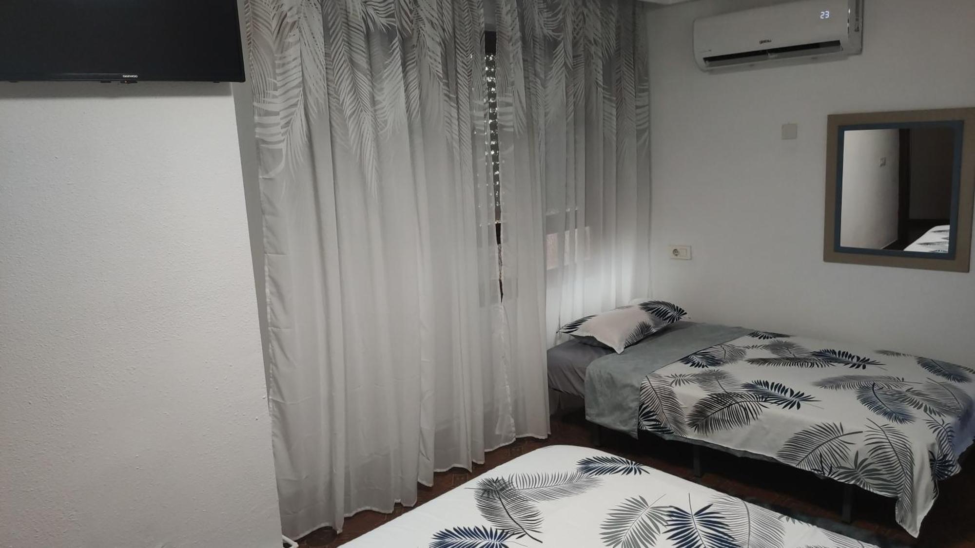 Big Penthouse For 10 Per Apartment Torrevieja Exterior photo